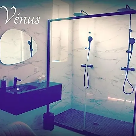 アパート Le Venus - Privatif Balneo Sauna *