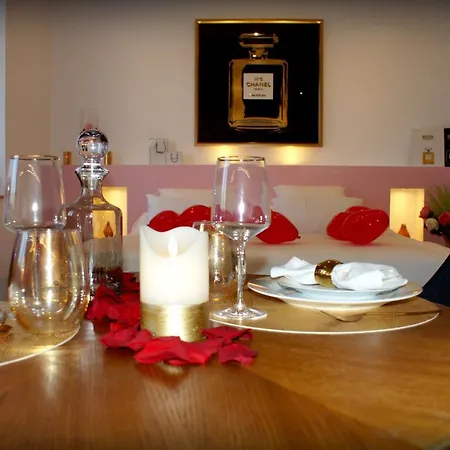 Le Venus - Privatif Balneo Sauna Apartman