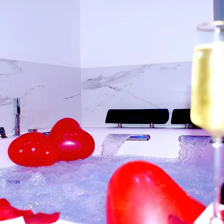 Le Venus - Privatif Balneo Sauna 아파트 디종