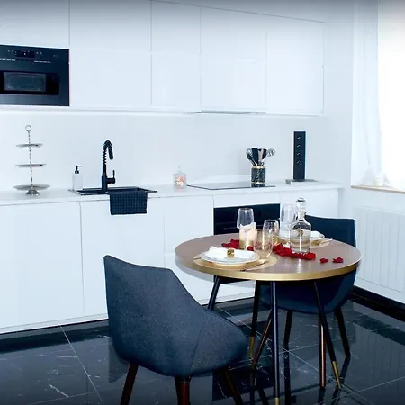 Appartement Le Vénus - Privatif Balnéo Sauna